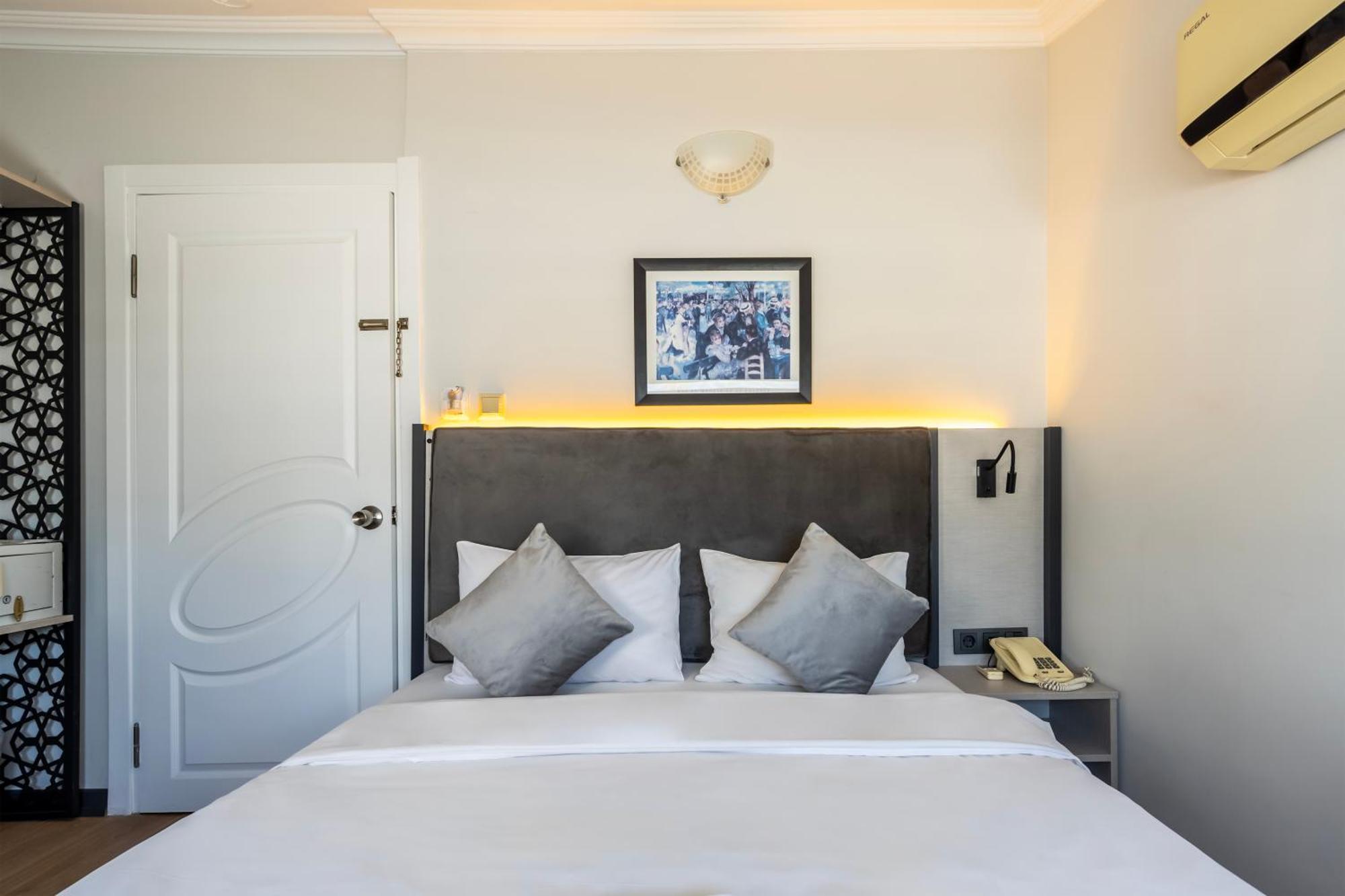 Taksim Trust Hotel Istanbul Ngoại thất bức ảnh