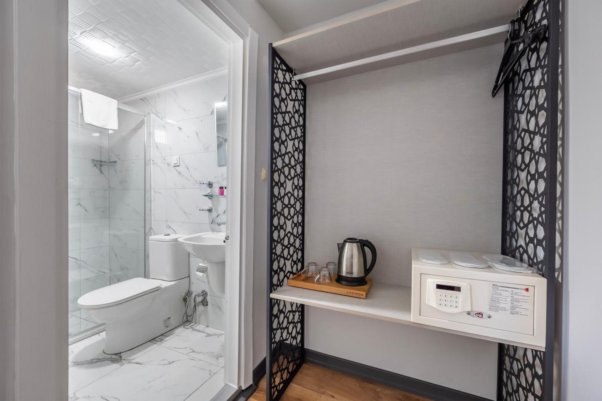 Taksim Trust Hotel Istanbul Ngoại thất bức ảnh