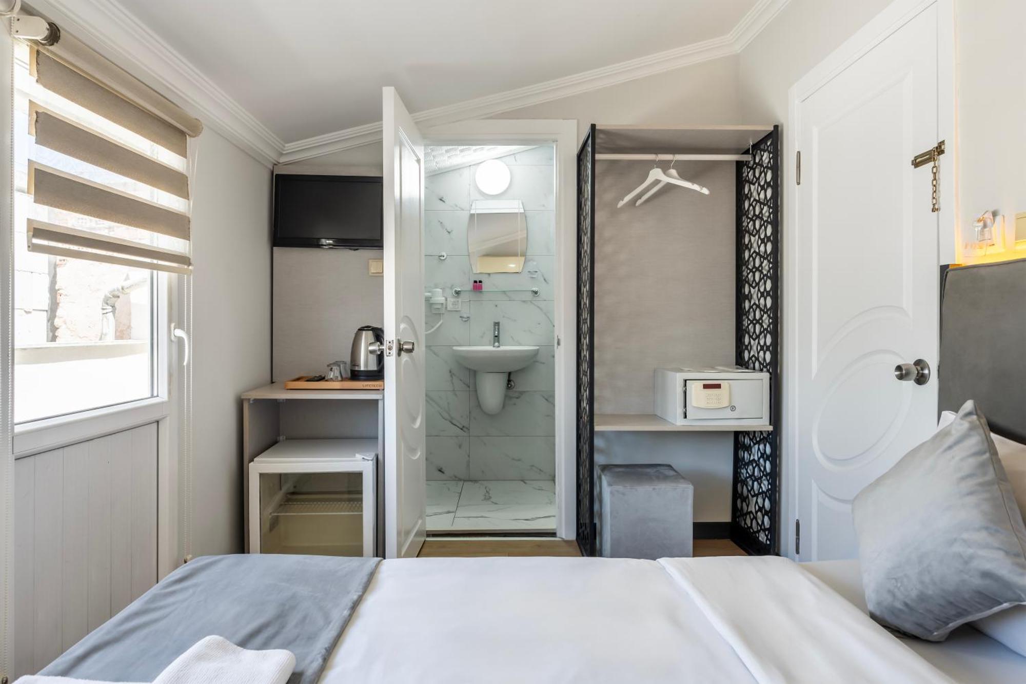 Taksim Trust Hotel Istanbul Ngoại thất bức ảnh