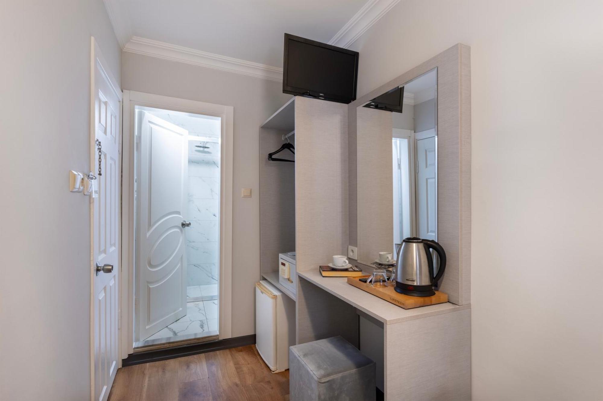 Taksim Trust Hotel Istanbul Ngoại thất bức ảnh