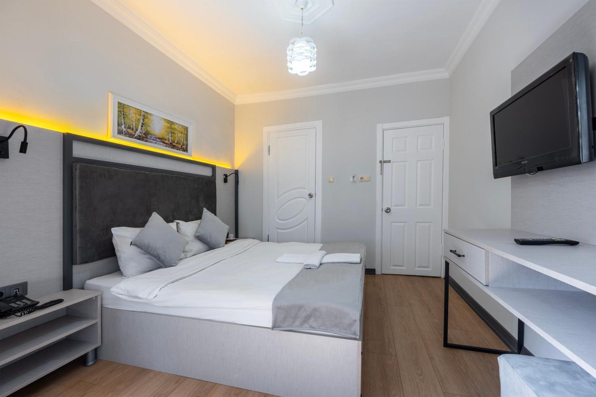 Taksim Trust Hotel Istanbul Ngoại thất bức ảnh